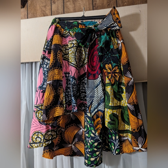 New w/tags African print skirt - Picture 1 of 2
